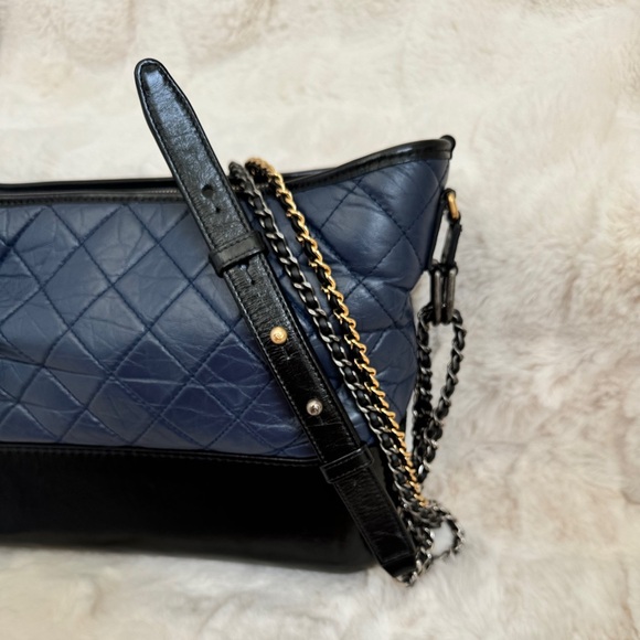 Chanel Gabrielle Aged Calfskin Medium Hobo Bag - Picture 6 of 14